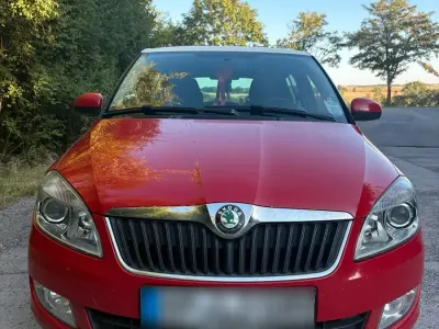 Gebraucht Skoda Fabia 105 PS (77 kW) 2010 Rot Limousine