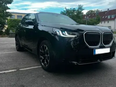Gebraucht BMW X3 M Sport 190 PS (139 kW) 2025 Schwarz SUV