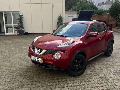 Rot Gebraucht 2016 Nissan Juke N-Connecta SUV | 9.200 € (Fairer Preis)