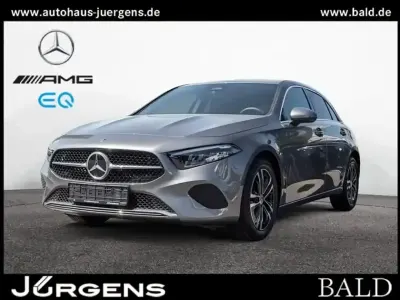 Second-hand Mercedes A200 Progressive 163 CP (119 kW) 2025 Gri Berlinǎ