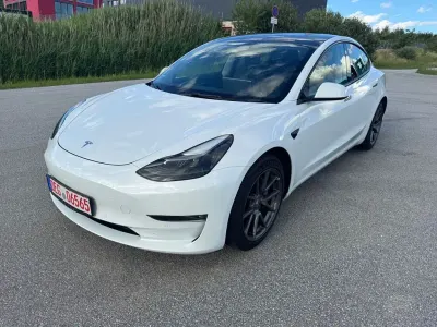 Gebraucht Tesla Model 3 366 kW (498 PS) 2022 Weiß Limousine