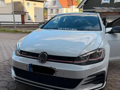 Gebraucht VW Golf VII GTI 290 PS (213 kW) 2019 Weiß Kleinwagen