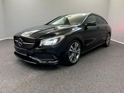 Gebraucht Mercedes CLA180 Shooting Brake AMG 122 PS (89 kW) 2017 Schwarz Kombi