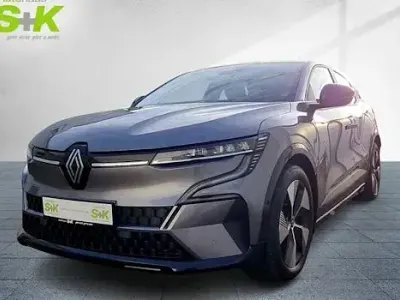 Usado Renault Megane E-Tech Equilibre 96 kW (131 CV) 2022 Gris Berlina