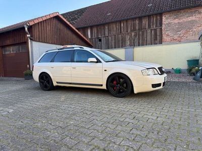 Weiß Gebraucht 2005 Audi A6 Sport Kombi | 9.500 €