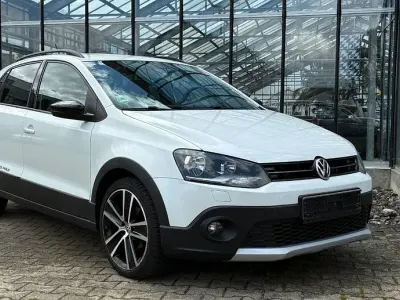 Gebraucht VW Polo Cross 90 PS (66 kW) 2013 Weiß Kleinwagen