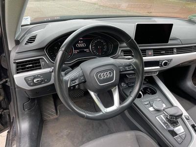 Gebraucht Audi A4 190 PS (139 kW) 2017 Blau Kombi