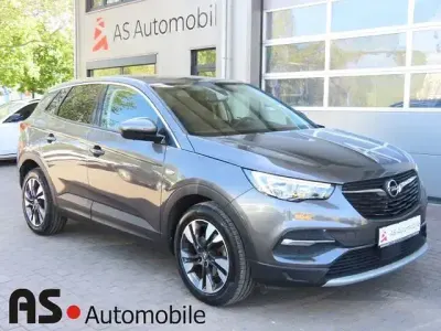 Second-hand Opel Grandland X Business Innovation 131 CP (96 kW) 2019 Gri SUV