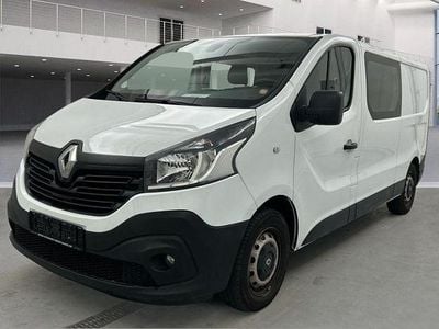 Weiß Gebraucht 2018 Renault Trafic Van / Kleinbus | 10.500 €