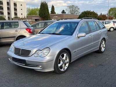 Gebraucht Mercedes C180 Avantgarde 143 PS (105 kW) 2003 Brillantsilber  metalliclack Kombi
