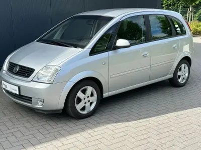 Gebraucht Opel Meriva Edition 125 PS (91 kW) 2004 Silber Van / Kleinbus