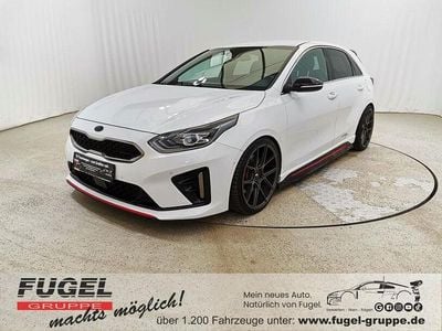 Gebraucht Kia Ceed GT Sport 204 PS (150 kW) 2019 Deluxeweiss met. Limousine