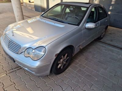 Mercedes C220