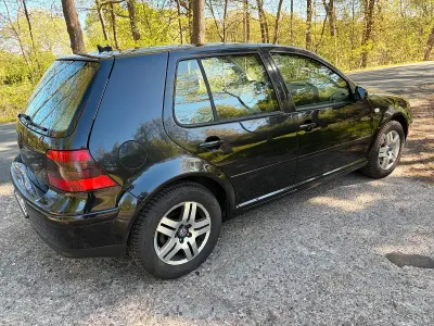 Brugt VW Golf IV 131 HK (96 kW) 2002 Sort Sedan