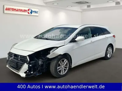 Gebraucht Hyundai i40 135 PS (99 kW) 2018 Weiß Kombi