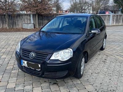 Gebraucht VW Polo Basis 54 PS (39 kW) 2005 Schwarz Kleinwagen