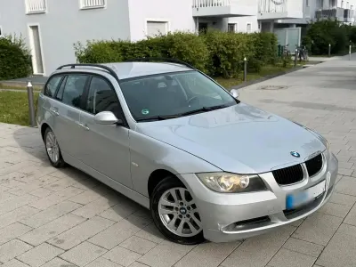 Gebraucht BMW 320 163 PS (119 kW) 2007 Grau Limousine