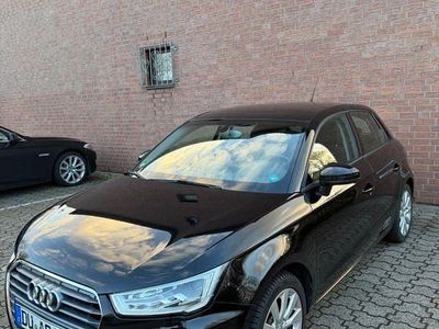 Gebraucht Audi A1 Sportback 90 PS (66 kW) 2017 Schwarz Kleinwagen