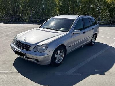 Brugt Mercedes C220 143 HK (105 kW) 2005 Sølv Stationcar