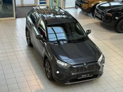 Gebraucht Toyota RAV4 175 PS (128 kW) 2023 Grau SUV