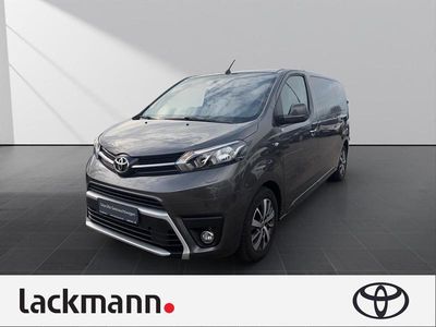 Gebraucht Toyota Proace Verso Comfort 144 PS (105 kW) 2022 Grau Kombi