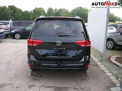 Neu VW Touran Comfortline 150 PS (110 kW) 2025 Grenadilla schwarz me... Van / Kleinbus