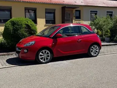 Usata Opel Adam 69 CV (50 kW) 2015 Rosso Utilitaria