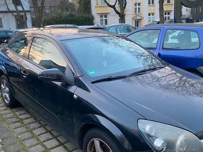 gebraucht Opel Astra 2.2 DTI Coupe