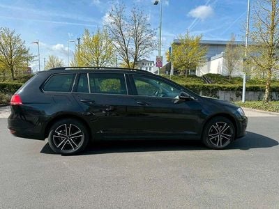 Używany VW Golf VII 110 KM (80 kW) 2016 Czarny Sedan/Limuzyna