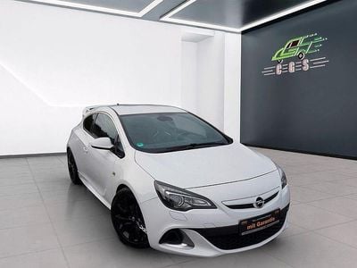 Weiß Gebraucht 2016 Opel Astra OPC Coupé | 16.750 € (Fairer Preis)