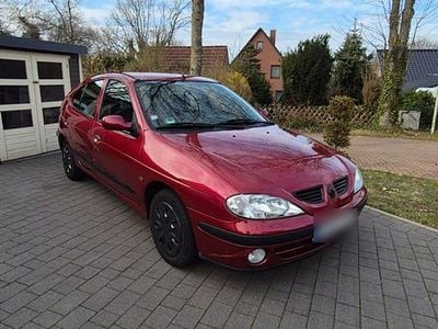 Gebraucht Renault Mégane Coupé 95 PS (69 kW) 1999 Rot Coupé