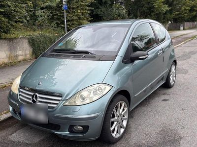 Mercedes A200