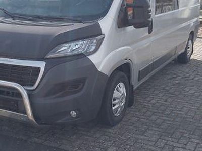 Gebraucht Peugeot Boxer 150 PS (110 kW) 2016 Schwarz Van