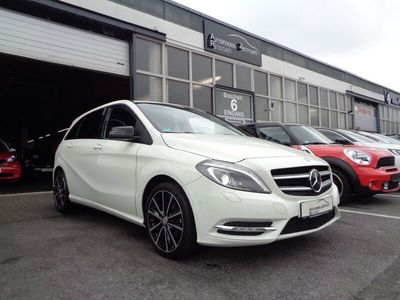 gebraucht Mercedes B180 Sportpaket*UNFALLFREI*NIGHT-P*XENON*ALU18*