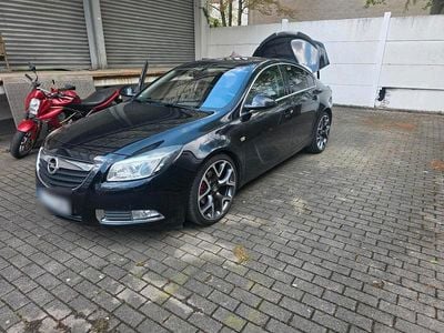 Gebraucht Opel Insignia 220 PS (161 kW) 2008 Schwarz Limousine