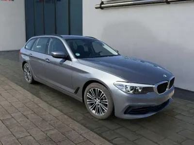 Gebraucht BMW 525 Sport Line 231 PS (169 kW) 2019 Bluestone (blau) Kombi