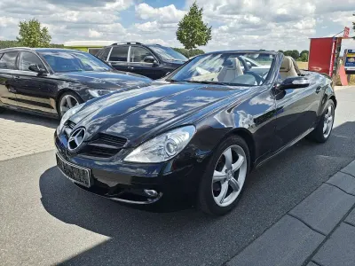 Gebraucht Mercedes SLK200 163 PS (119 kW) 2004 Obsidianschwarz  metalliclack Cabrio
