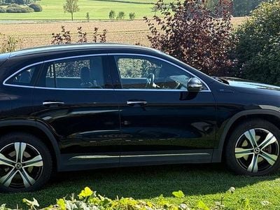 Gebraucht Mercedes EQA250 139 kW (190 PS) 2021 Schwarz SUV