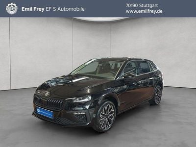 Neu Skoda Scala Drive 116 PS (85 kW) 2025 Blackmagic perleffekt Kleinwagen