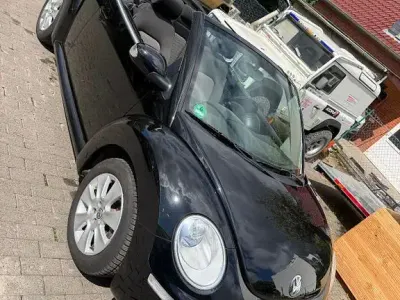 Gebraucht VW New Beetle 101 PS (74 kW) 2004 Schwarz Kleinwagen