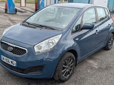 Second-hand Kia Venga 90 CP (66 kW) 2012 Albastru Hatchback