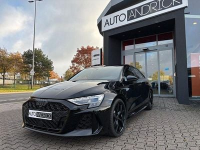 Neu Audi RS3 Sport 400 PS (294 kW) 2025 Schwarz Limousine
