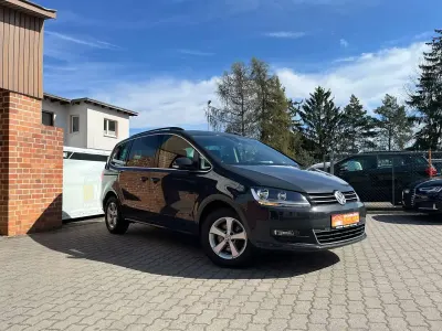 Gebraucht VW Sharan Comfortline 150 PS (110 kW) 2020 Uranograu Van / Kleinbus