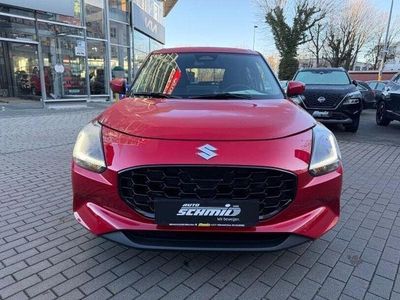 Gebraucht Suzuki Swift Comfort 83 PS (61 kW) 2026 Rot Kleinwagen