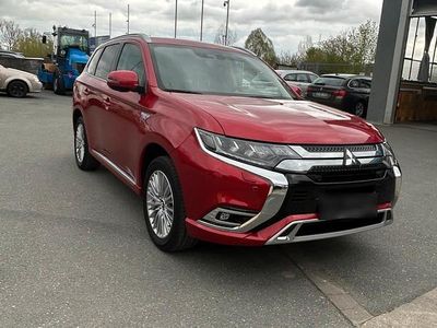 Usata Mitsubishi Outlander 135 CV (99 kW) 2019 Rosso SUV