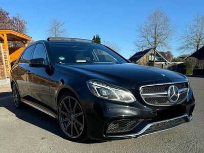 Mercedes E63 AMG