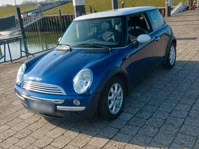 Usata Mini Cooper 115 CV (84 kW) 2003 Blu Utilitaria