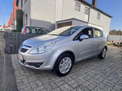 Gebraucht Opel Corsa 75 PS (55 kW) 2008 Silber Kleinwagen
