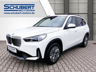 Neu BMW iX1 230 kW (313 PS) 2025 Alpinweiss iii SUV