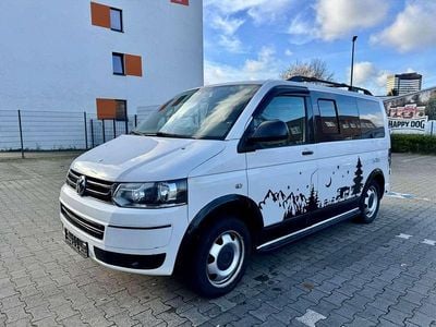 Gebraucht VW Multivan 102 PS (75 kW) 2014 Candyweiss Van